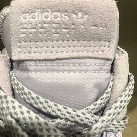 adidas New! NITE JOGGER J Sneaks! - Picture 5 of 8